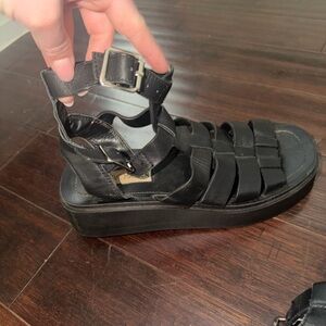 Steve Madden Black Chunky Platform Sandals